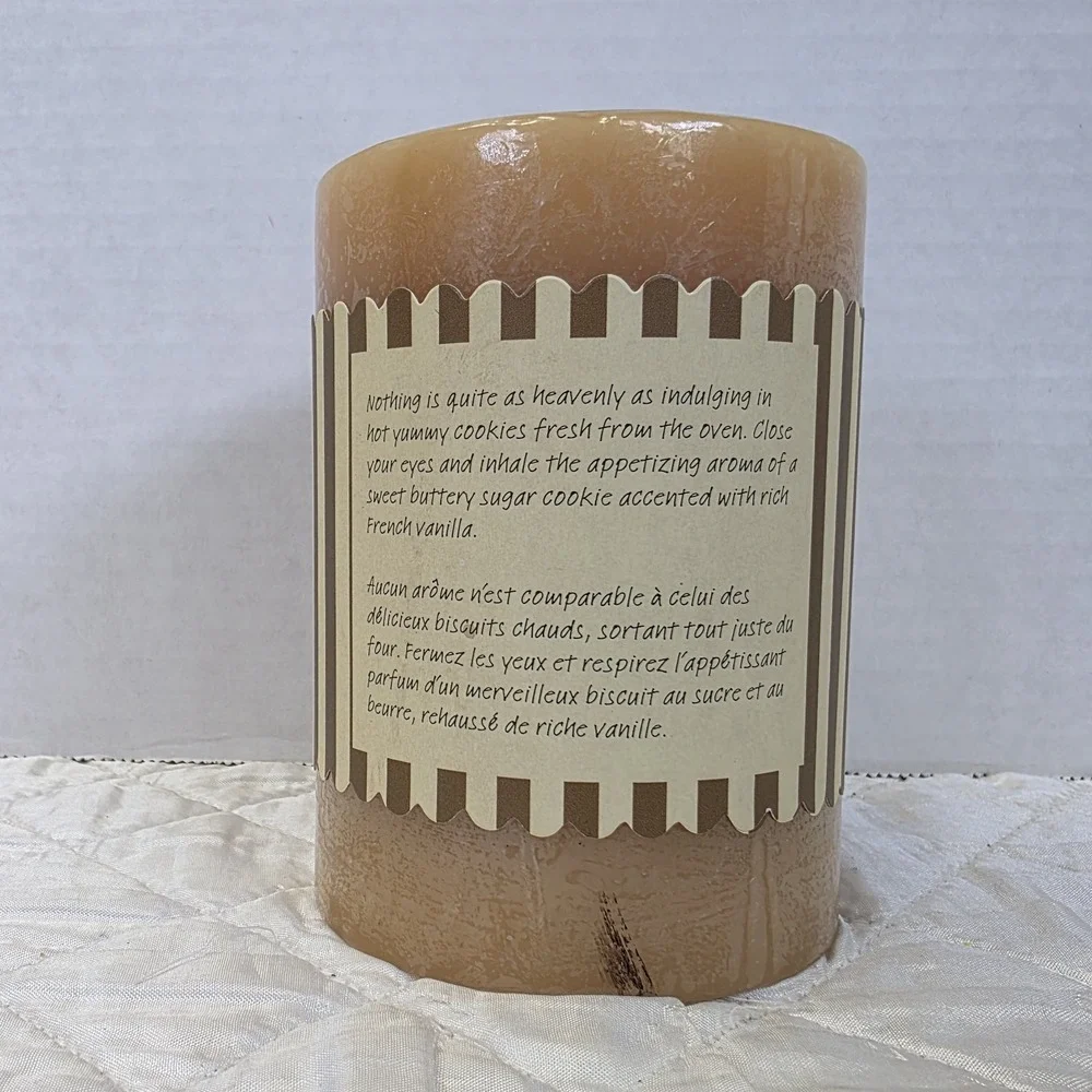 Pier 1 Freshly Baked Scented Brown Round Pillar Candle Lot Vintage Discontinued